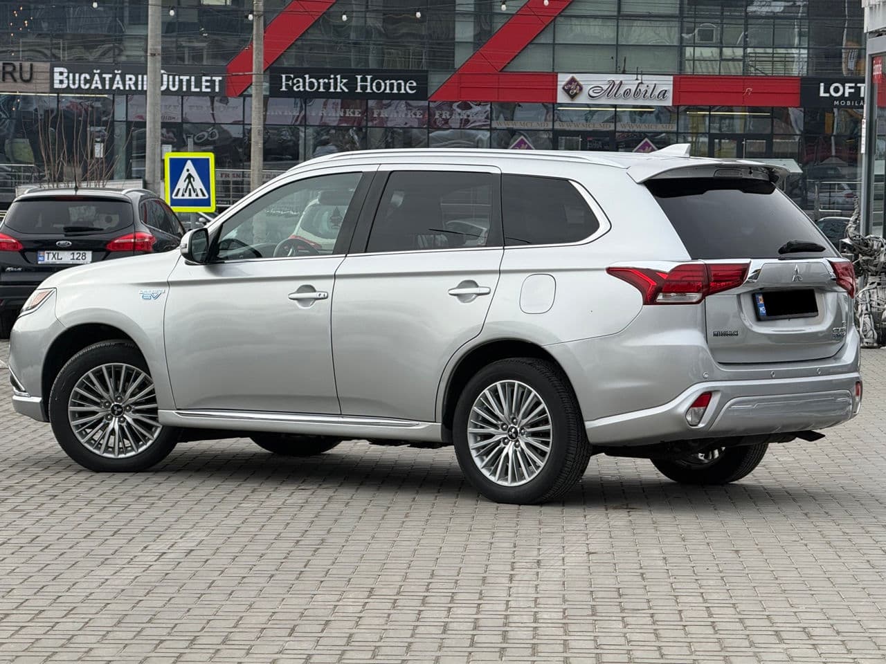 Mitsubishi Outlander 2019 — Миниатюра 4