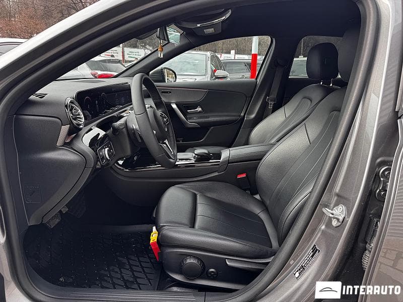 2021 Mercedes A 250 — Miniatură 7