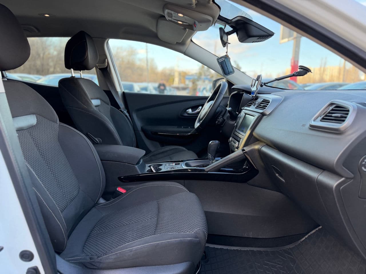 2015 Renault Kadjar — Miniatură 14