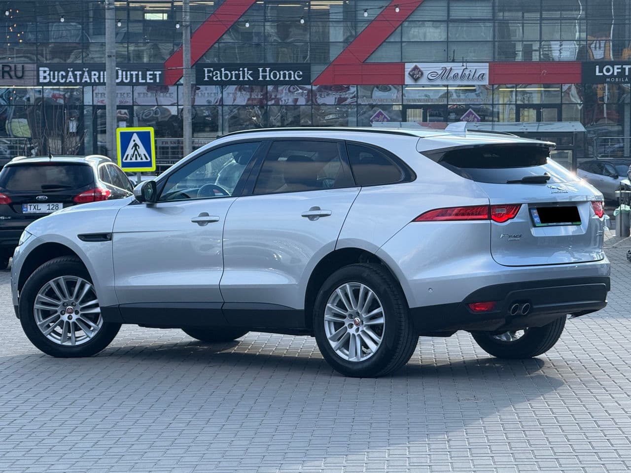Jaguar F-Pace 2017 — Миниатюра 5