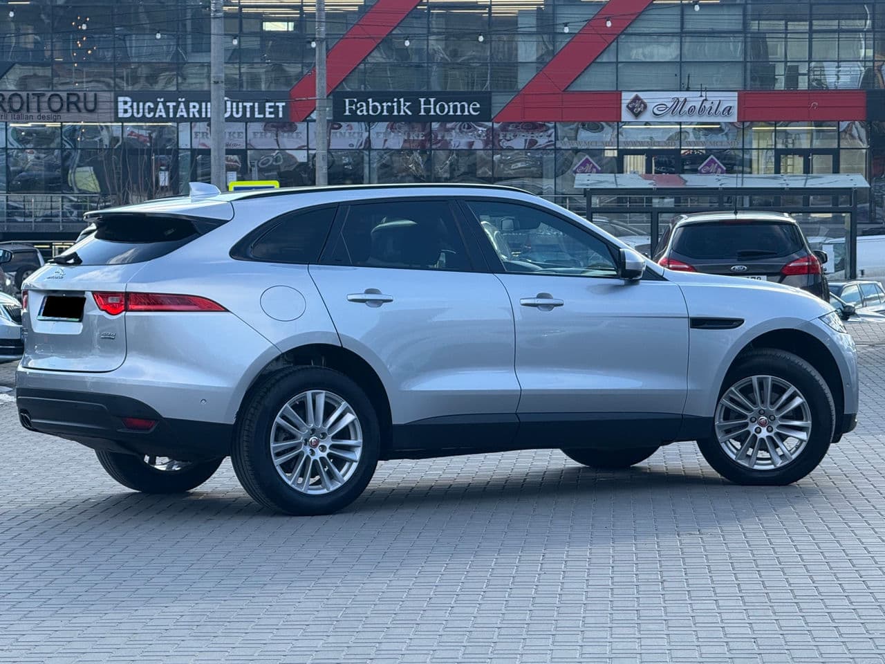 Jaguar F-Pace 2017 — Миниатюра 4