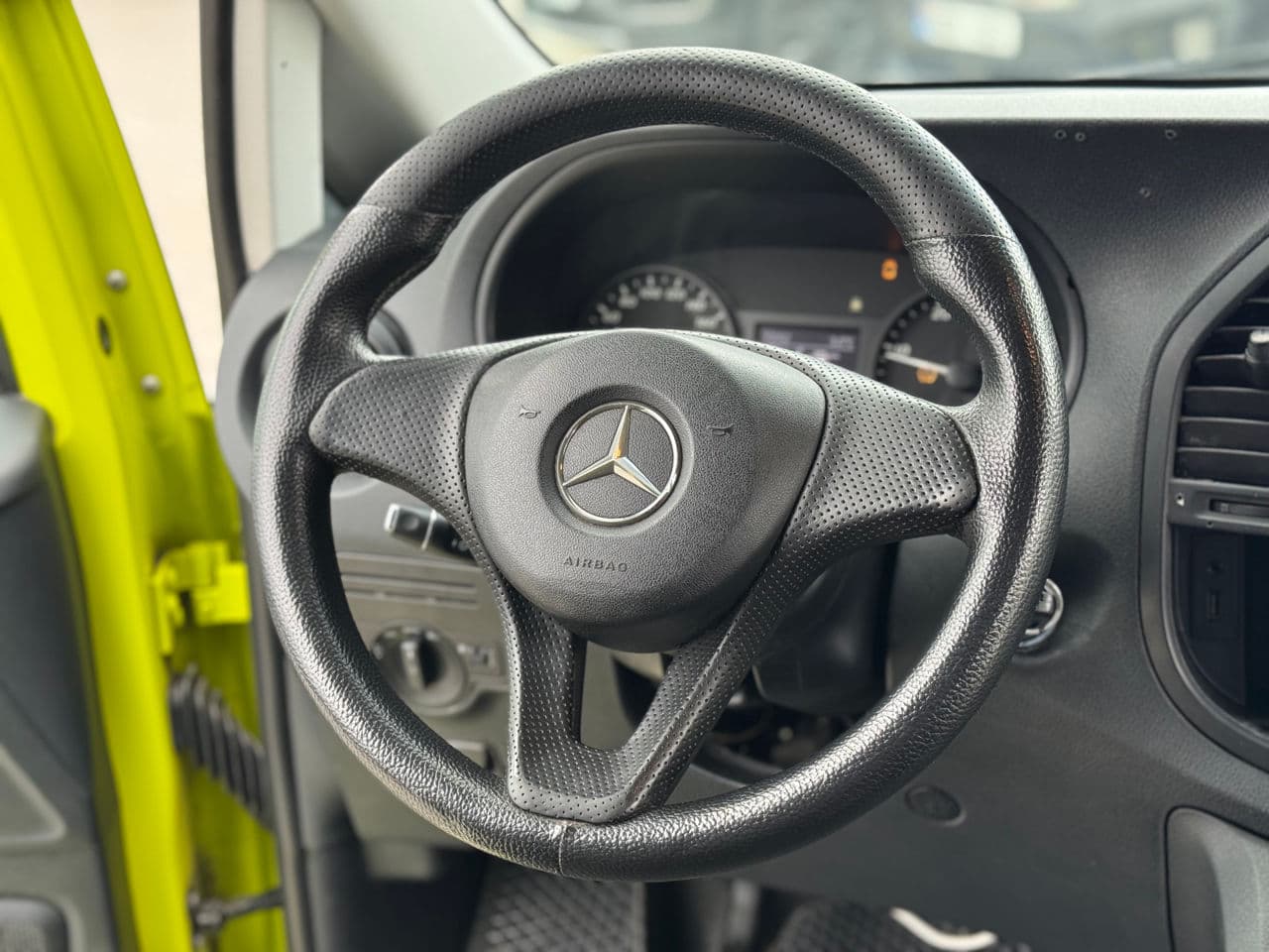 2015 Mercedes Vito — Miniatură 7