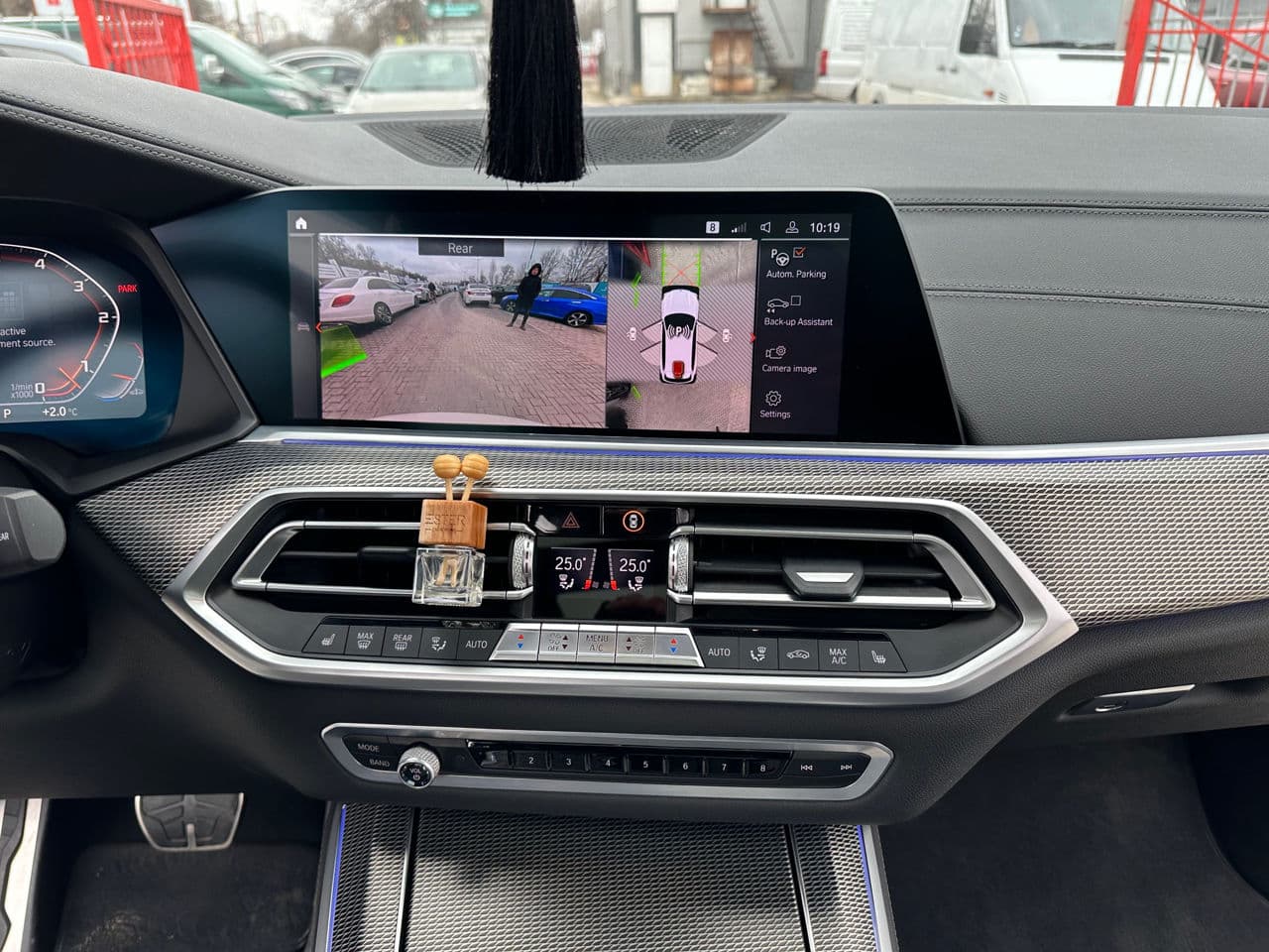 BMW X5 4.0i 2020 — Миниатюра 11