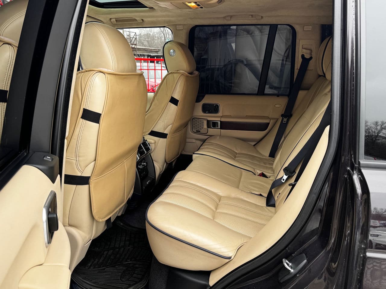 2011 Land Rover Range Rover Vogue — Miniatură 23