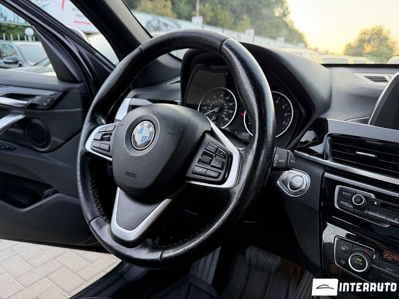 BMW X1 2.8i 2017 — Миниатюра 12