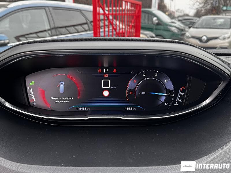 2018 Peugeot 5008 — Miniatură 9