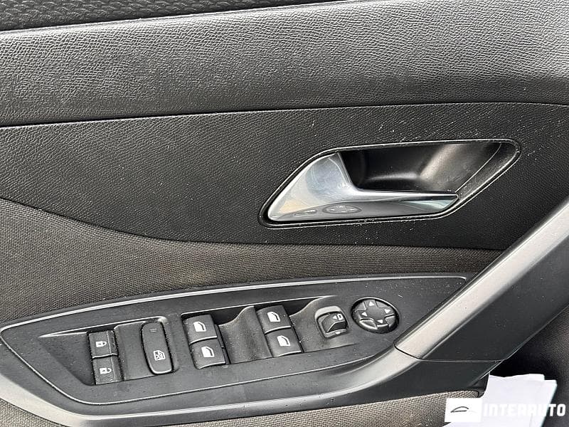 2022 Peugeot 308 — Miniatură 11