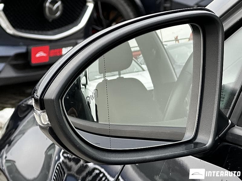 2018 Volkswagen Golf — Miniatură 18