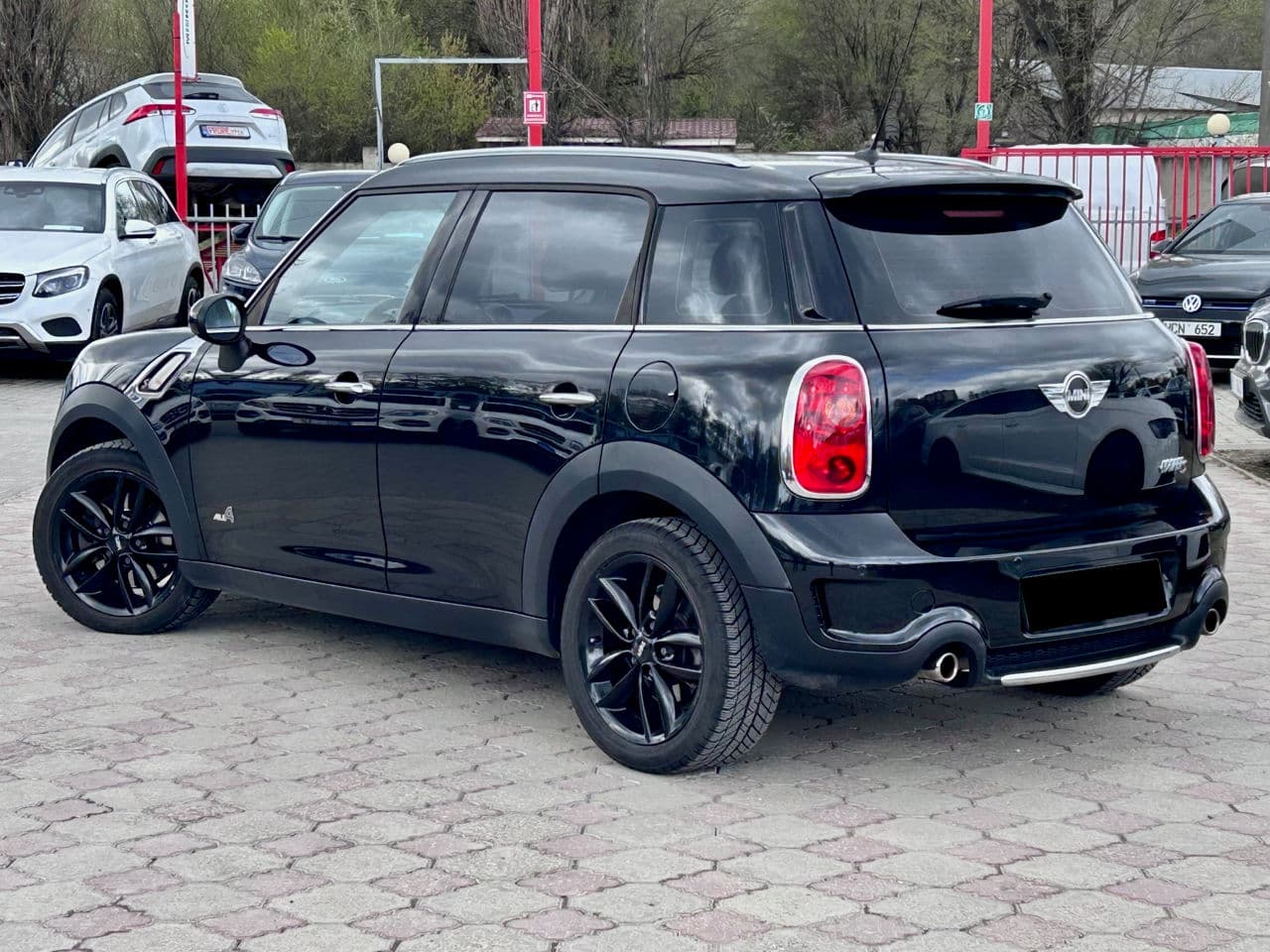 2012 Mini Countryman Cooper S ALL4 — Miniatură 3