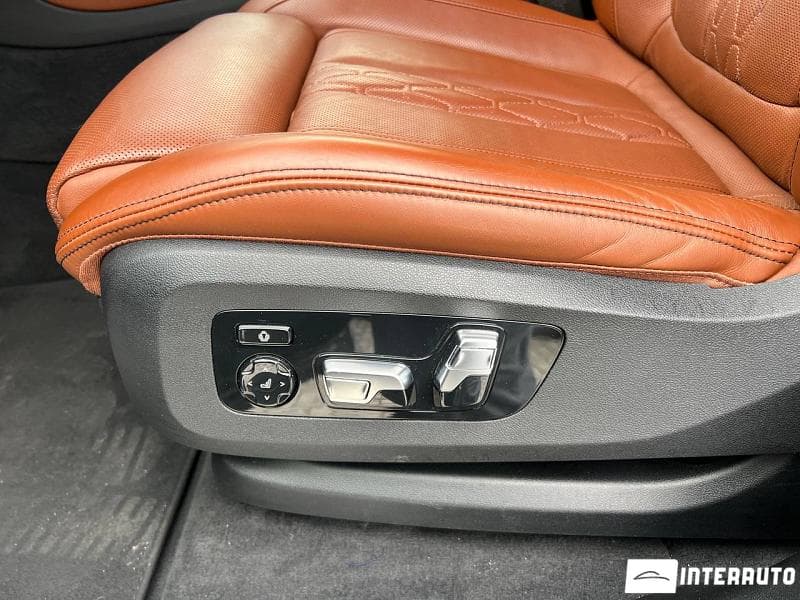 BMW X5 4.5e 2023 — Миниатюра 8