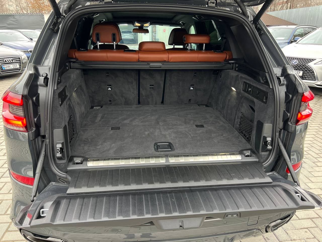 BMW X5 4.5e 2023 — Миниатюра 30