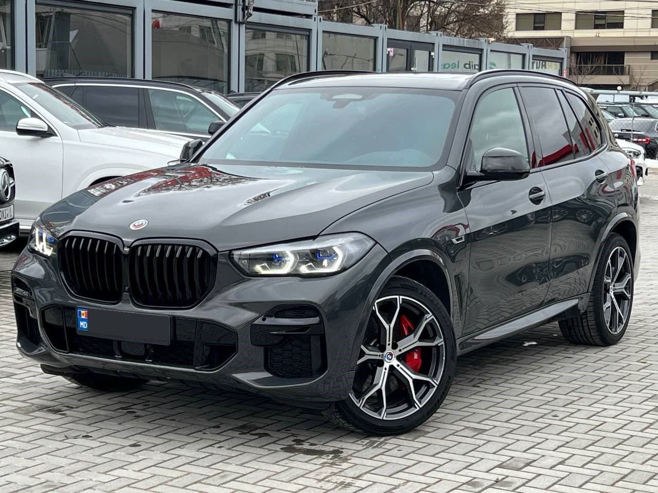 BMW X5 4.5e 2023 — Миниатюра 3