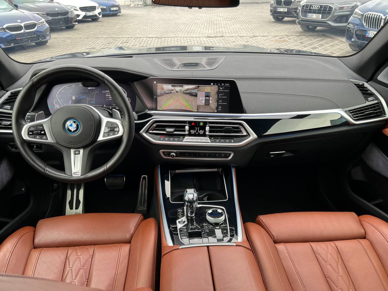 BMW X5 4.5e 2023 — Миниатюра 9