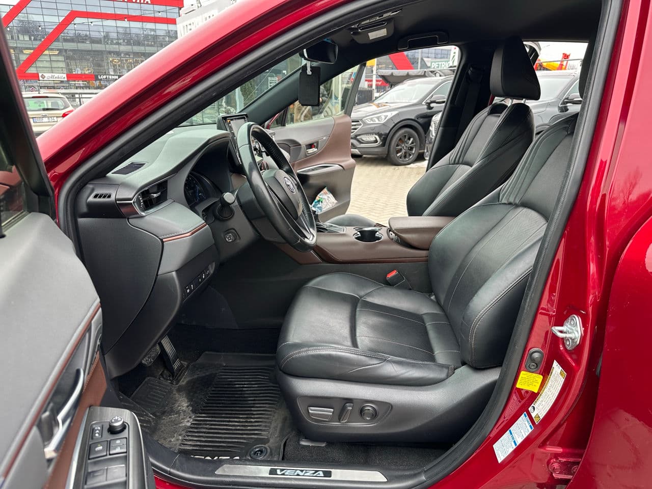 2020 Toyota Venza — Miniatură 5