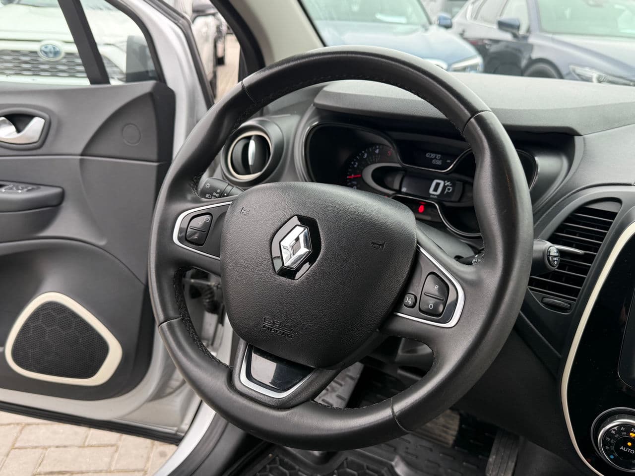 2018 Renault Captur — Miniatură 7