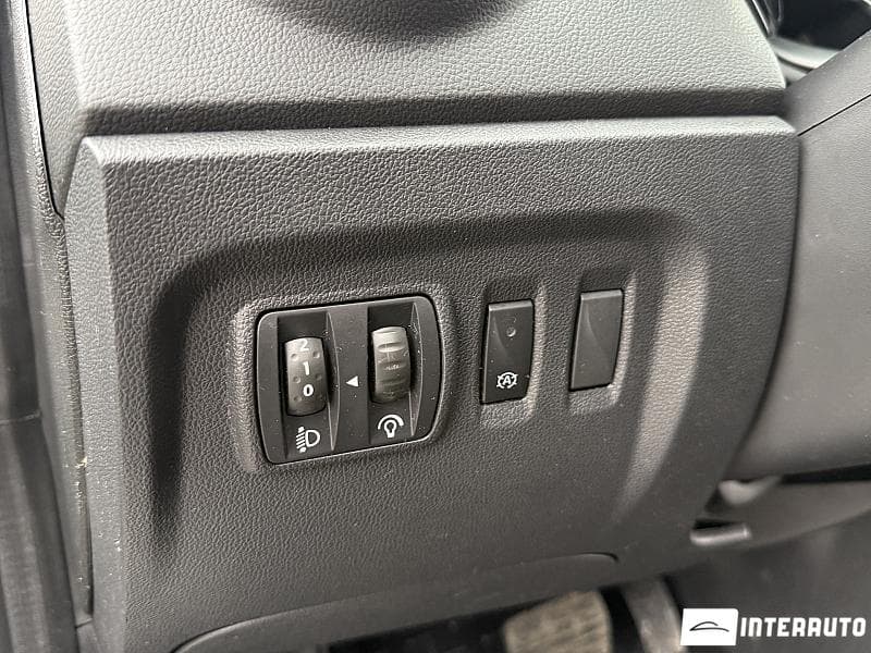 2018 Renault Captur — Miniatură 18