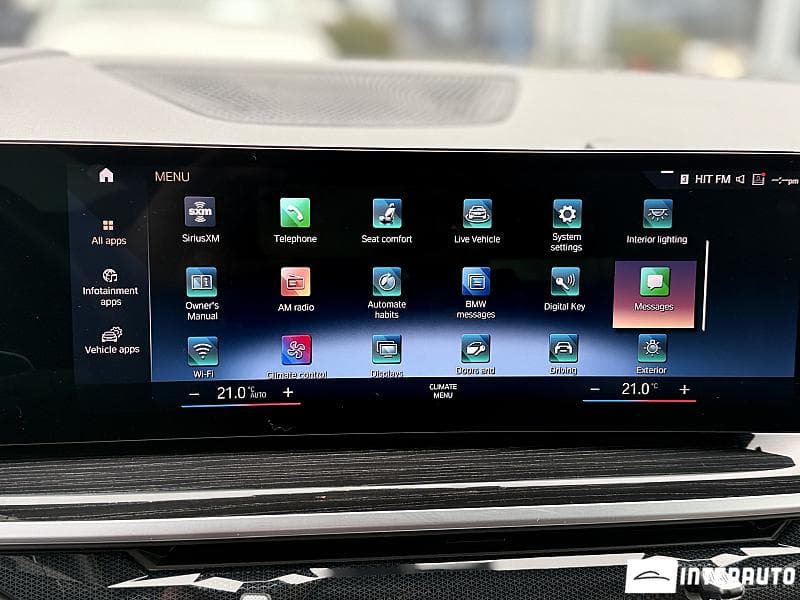 BMW X7 4.0i 2023 — Миниатюра 18