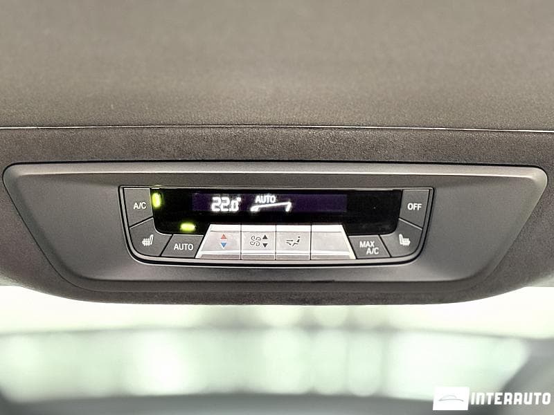 BMW X7 4.0i 2023 — Миниатюра 28