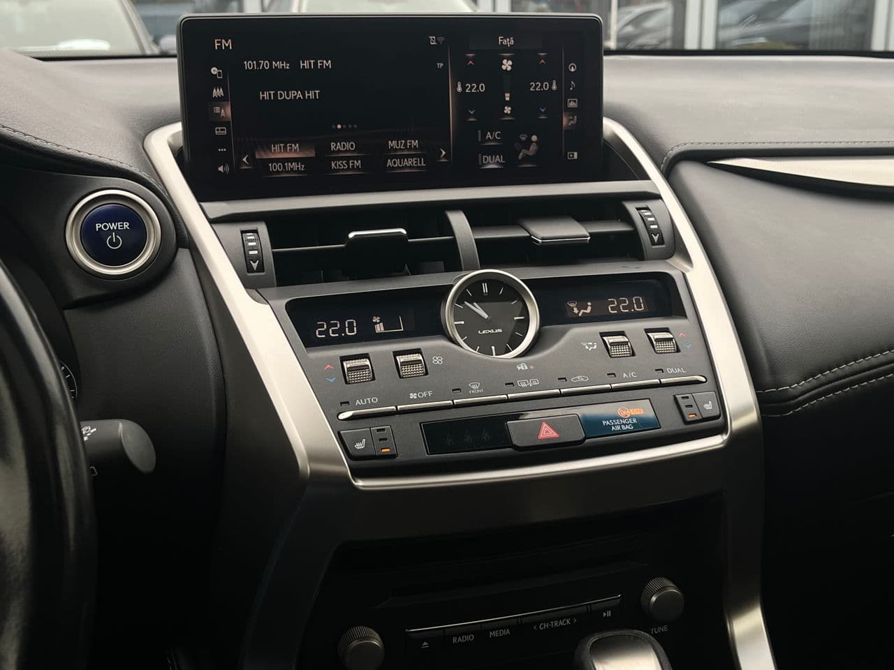 Lexus NX 300H 2018 — Миниатюра 14