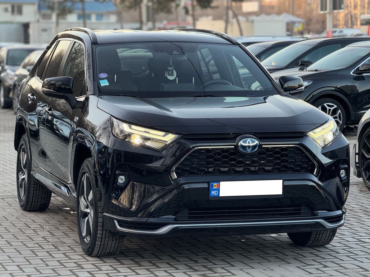 Toyota Rav-4 2022 — Миниатюра 3