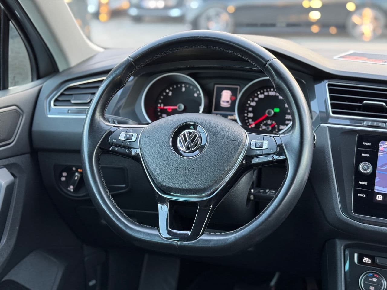 2020 Volkswagen Tiguan — Miniatură 9