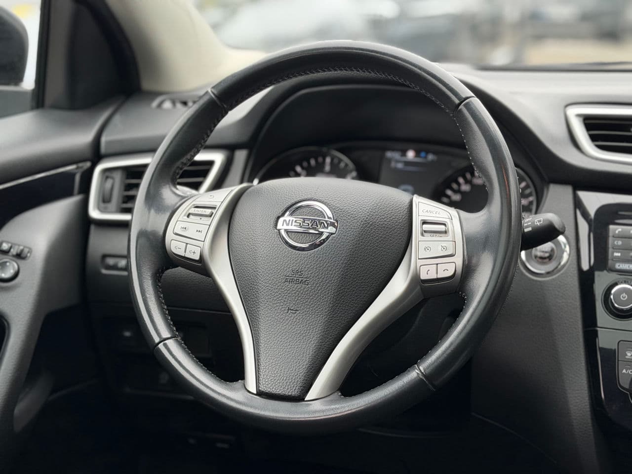 2017 Nissan Qashqai — Miniatură 10