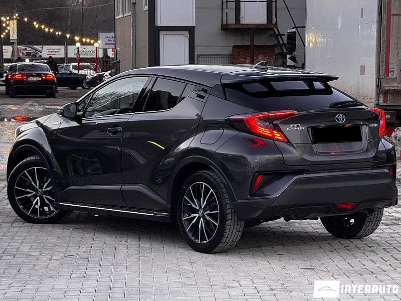 2018 Toyota C-HR — Miniatură 2