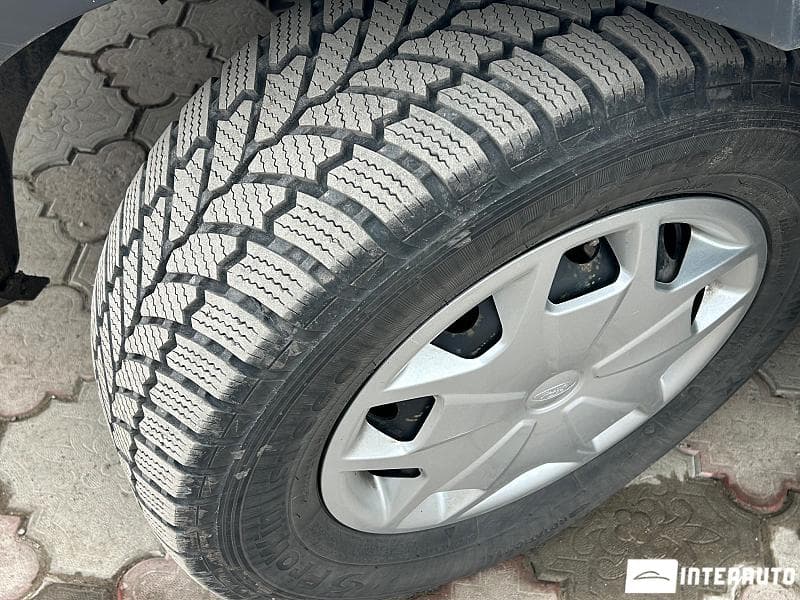 2015 Ford Transit — Miniatură 17
