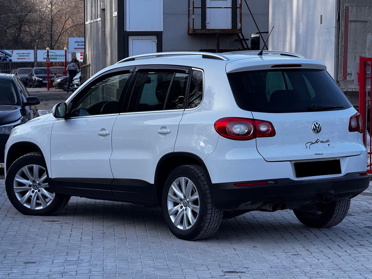 2009 Volkswagen Tiguan — Miniatură 2