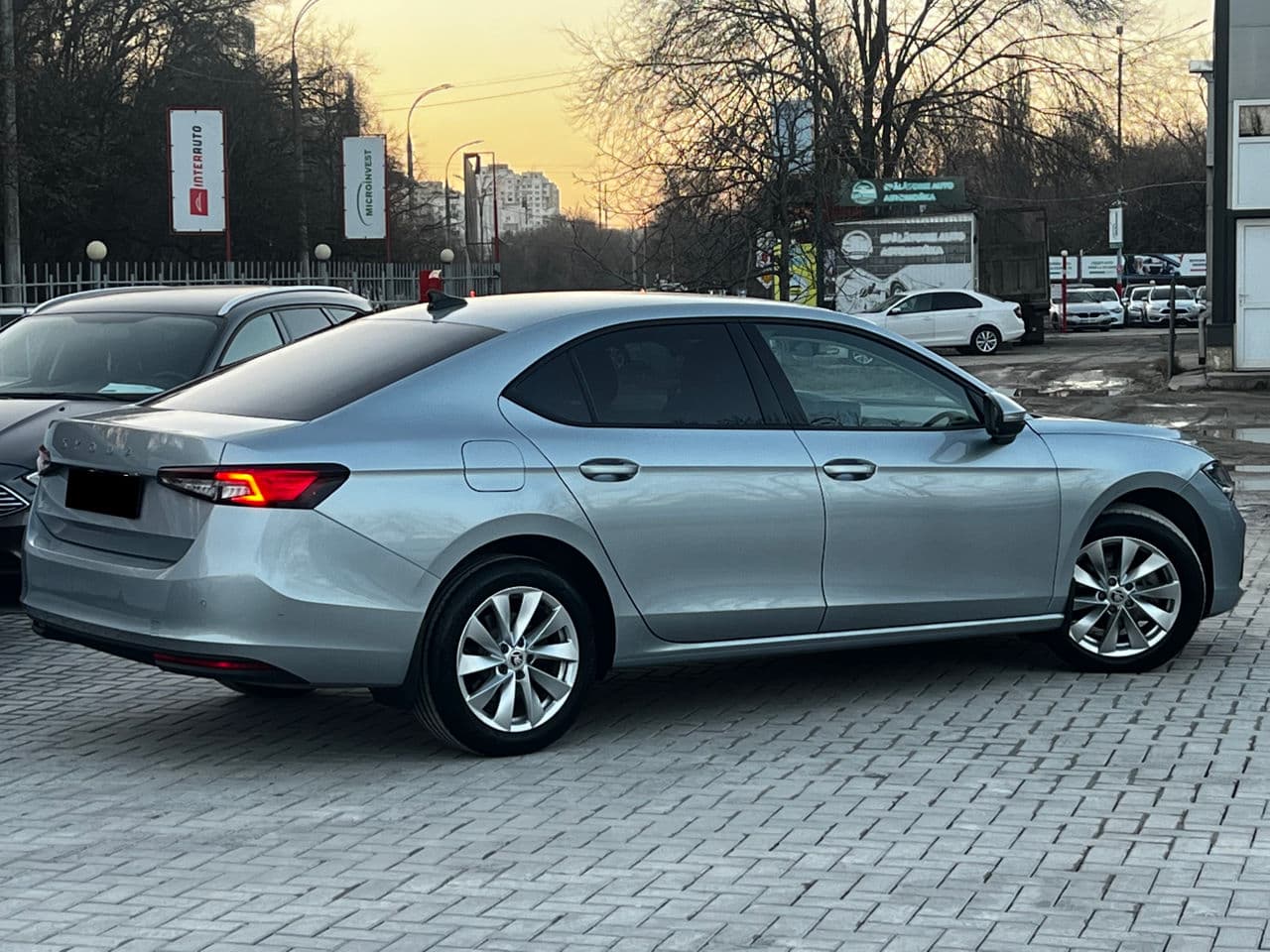 2024 Skoda Superb — Miniatură 3