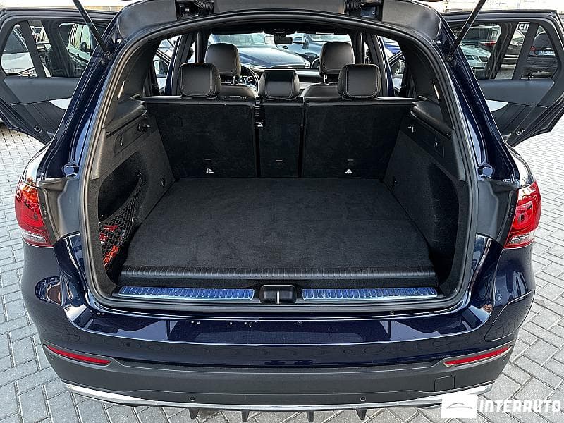 2021 Mercedes GLC 300e — Miniatură 21