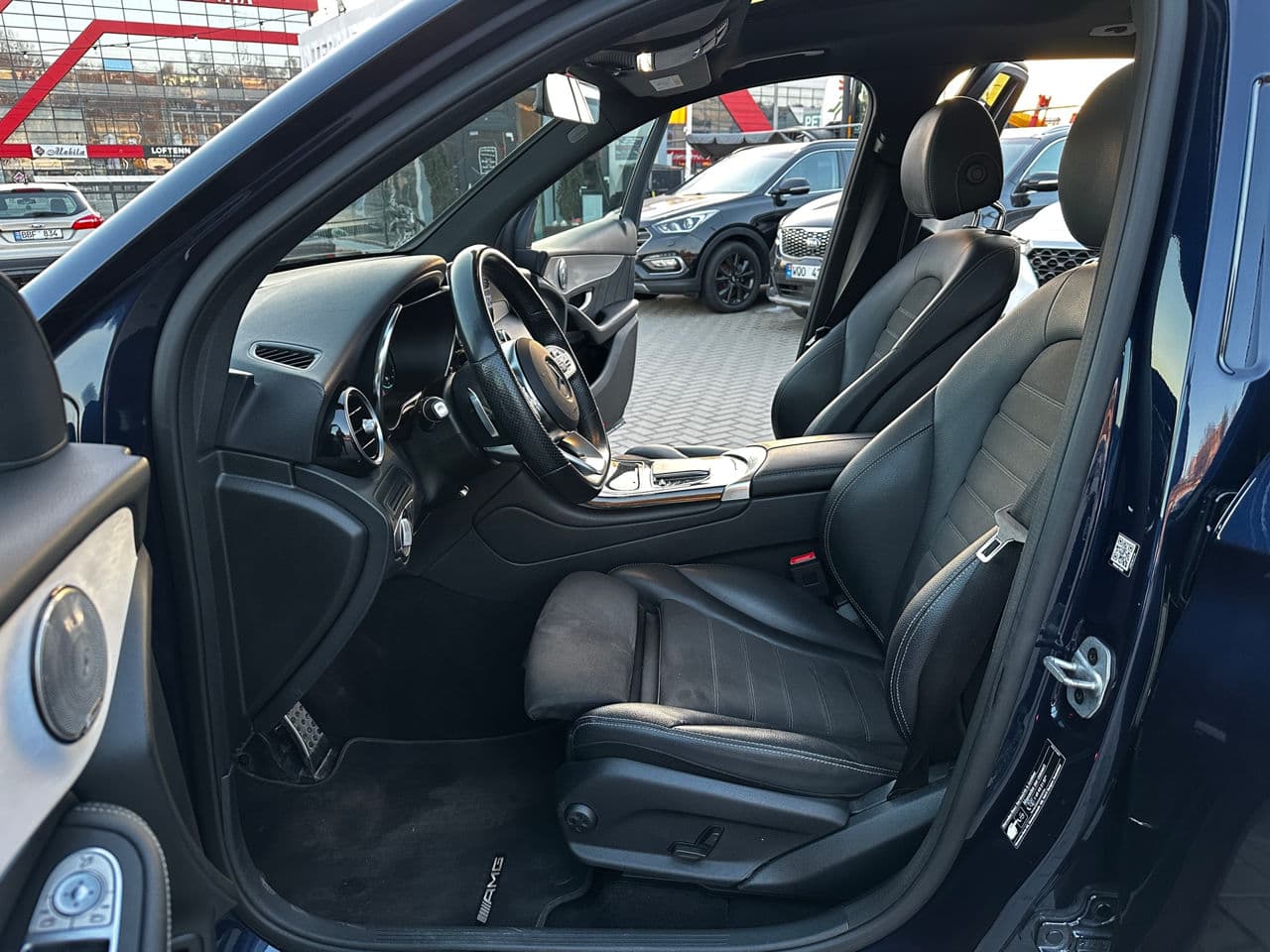2021 Mercedes GLC 300e — Miniatură 5