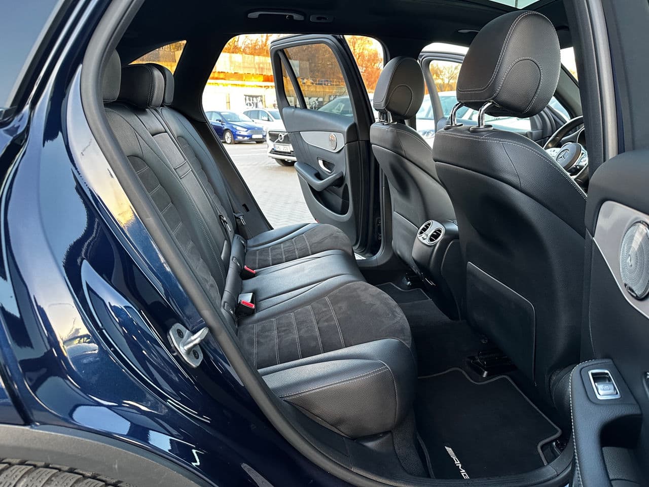 2021 Mercedes GLC 300e — Miniatură 14