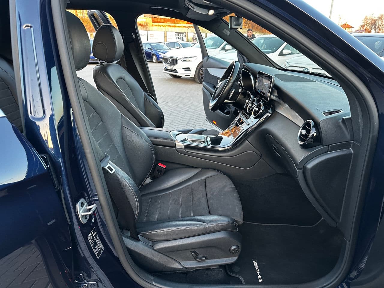 2021 Mercedes GLC 300e — Miniatură 16