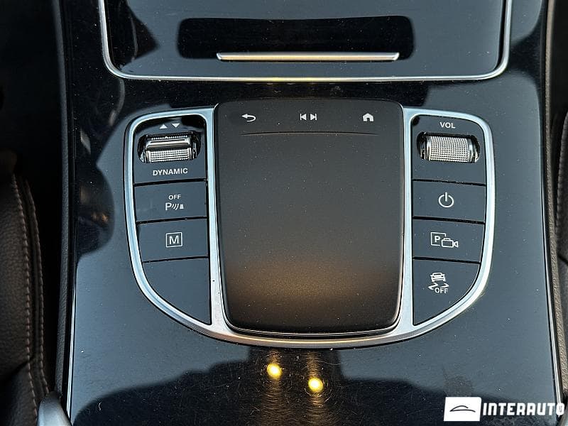 2021 Mercedes GLC 300e — Miniatură 12