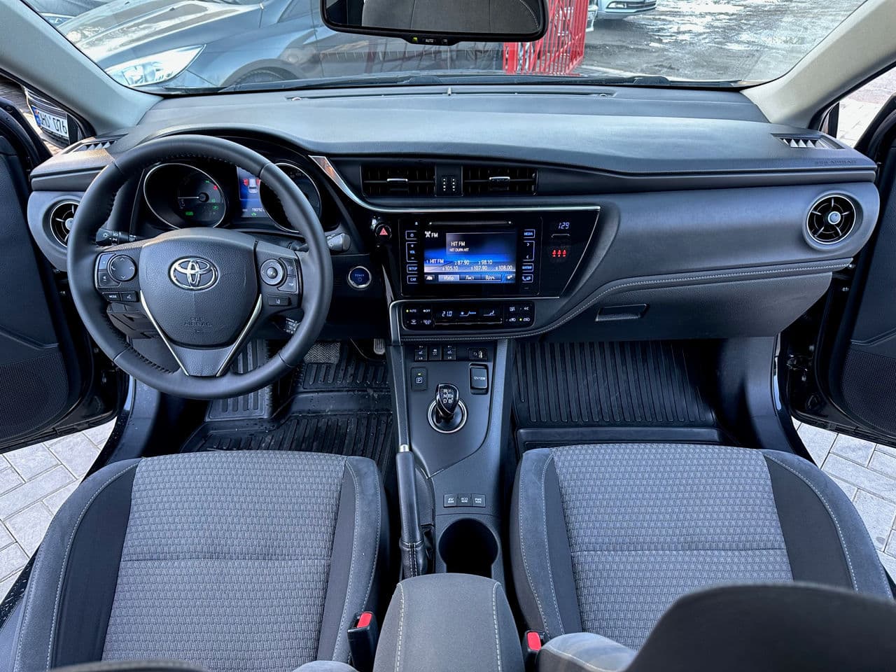 2018 Toyota Auris — Miniatură 9