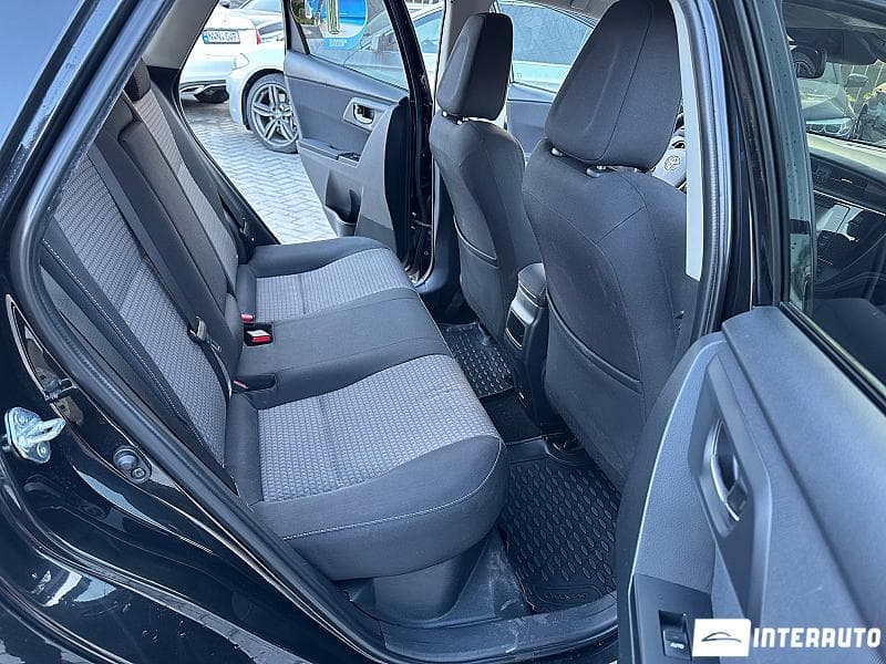 2018 Toyota Auris — Miniatură 8