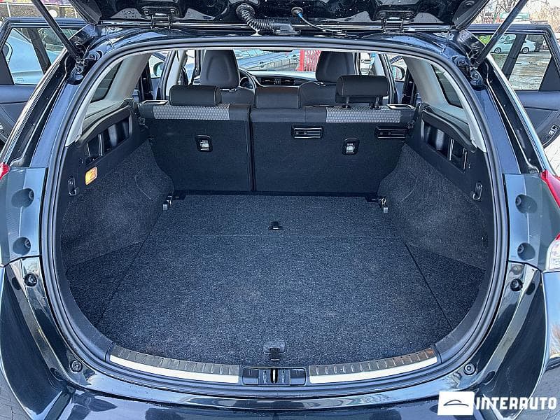 2018 Toyota Auris — Miniatură 17