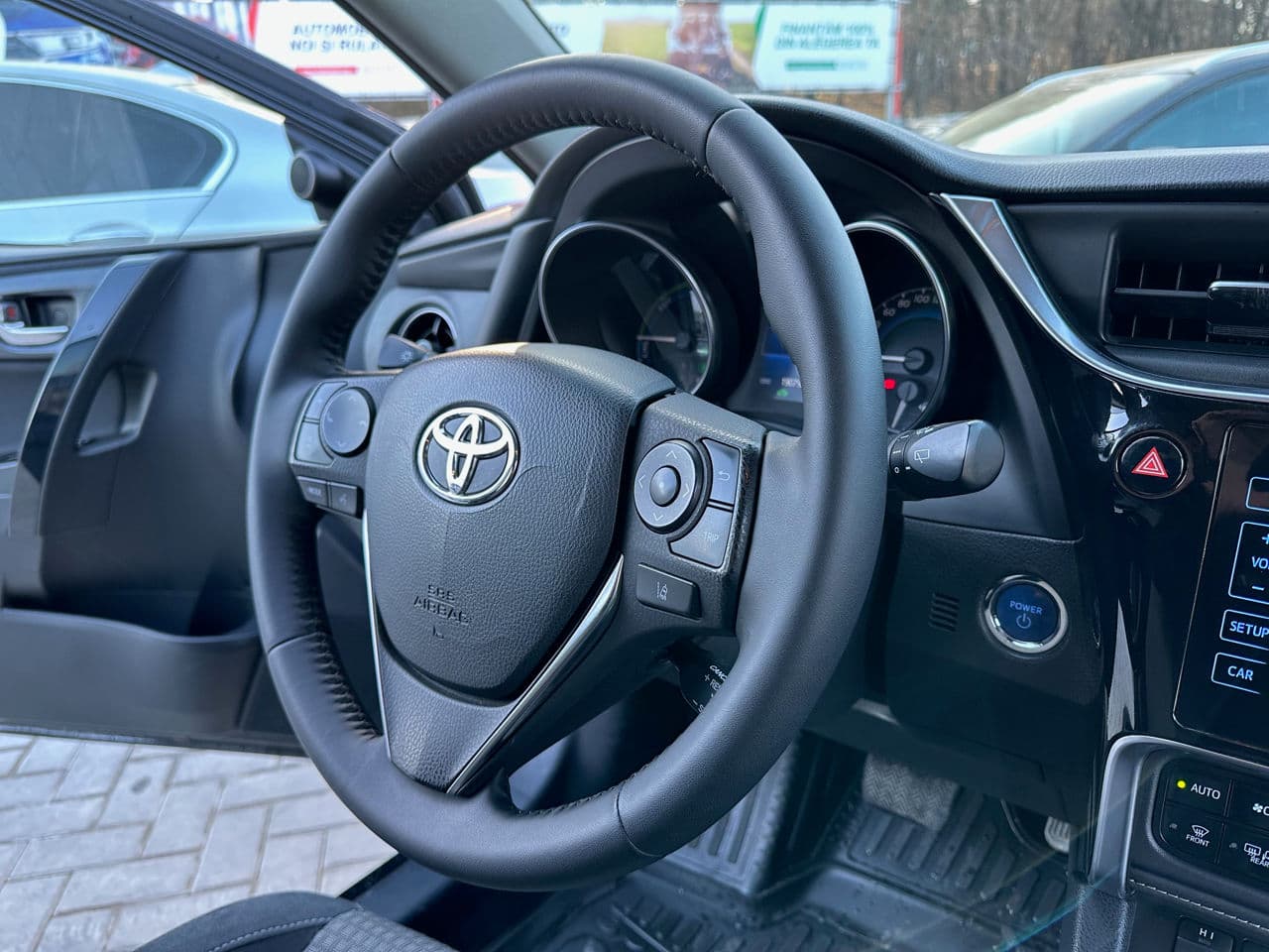 2018 Toyota Auris — Miniatură 11