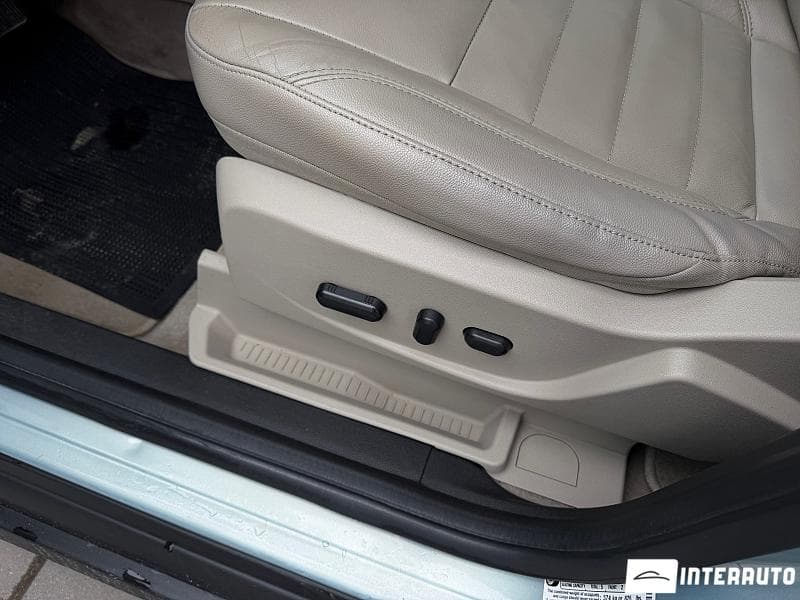 2013 Ford C-MAX — Miniatură 8