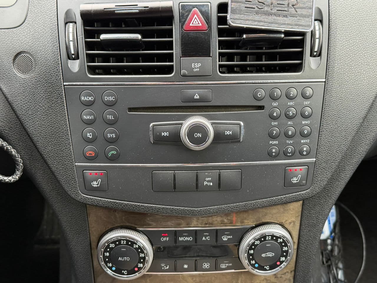 Mercedes C 220 2008 — Миниатюра 15