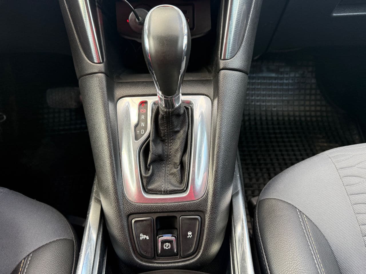 Opel Zafira 2012 — Миниатюра 14