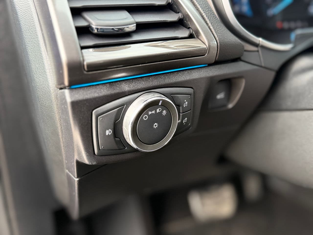 Ford Fusion 2016 — Миниатюра 10
