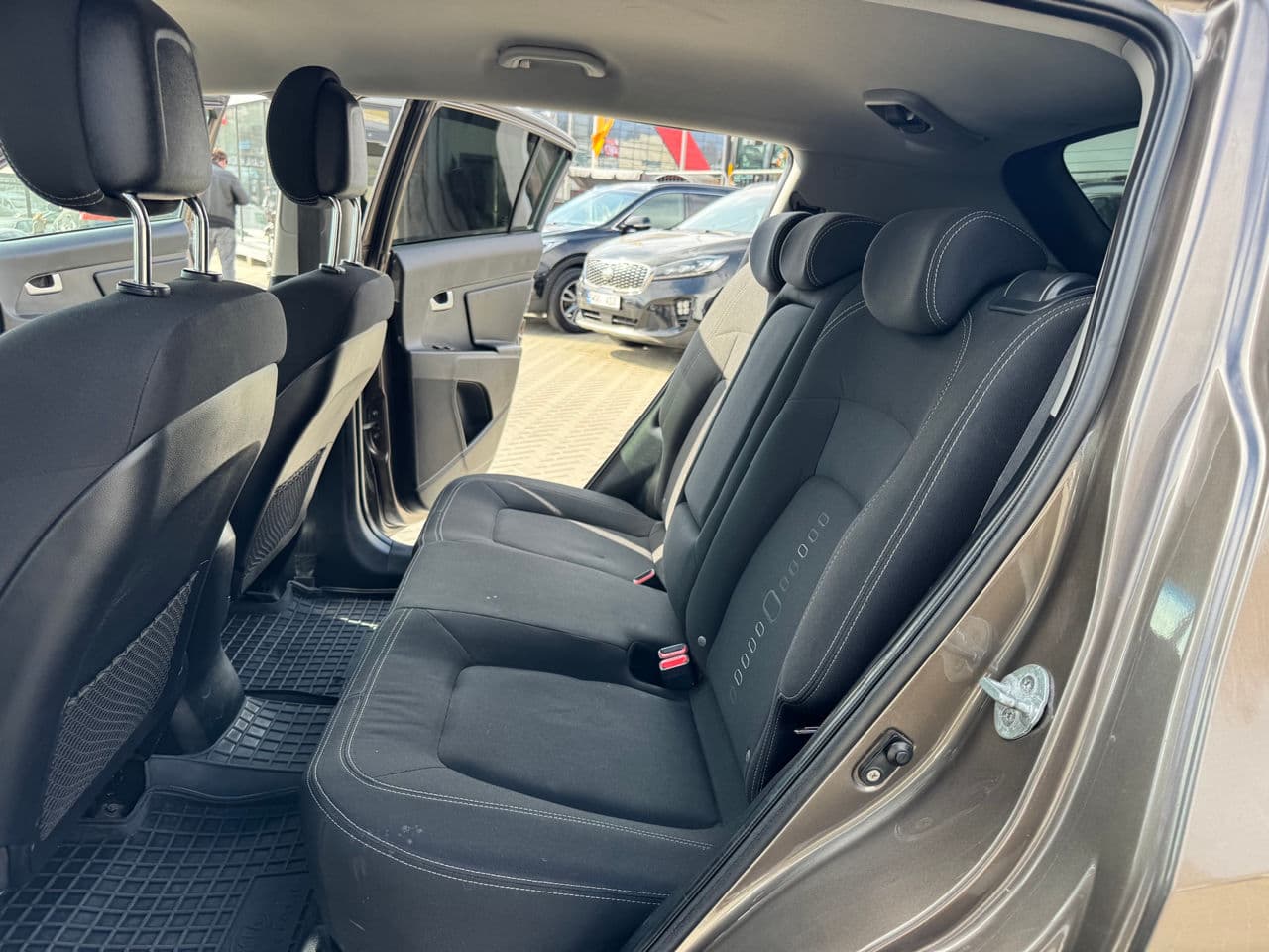 2011 Kia Sportage — Miniatură 14