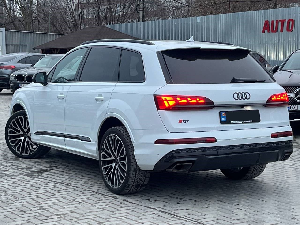 Audi Q7 2024 — Миниатюра 3