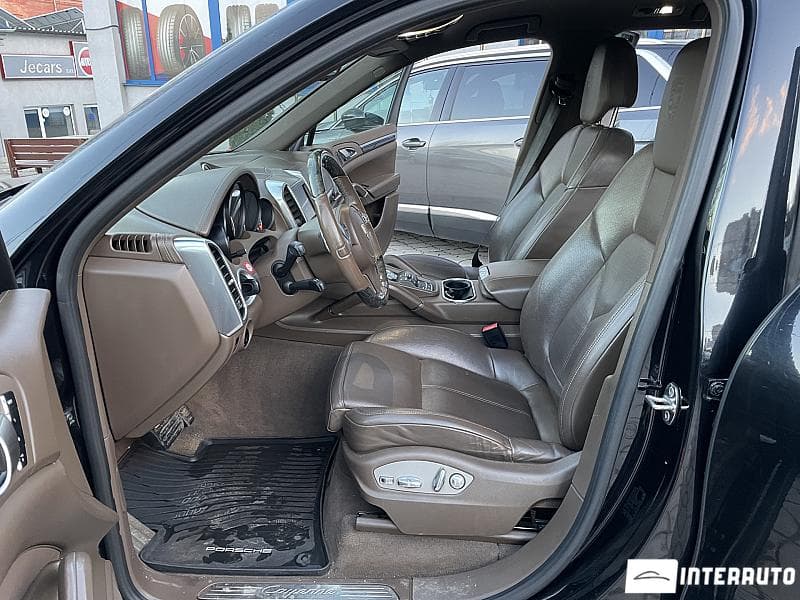 Porsche Cayenne 2013 — Миниатюра 6