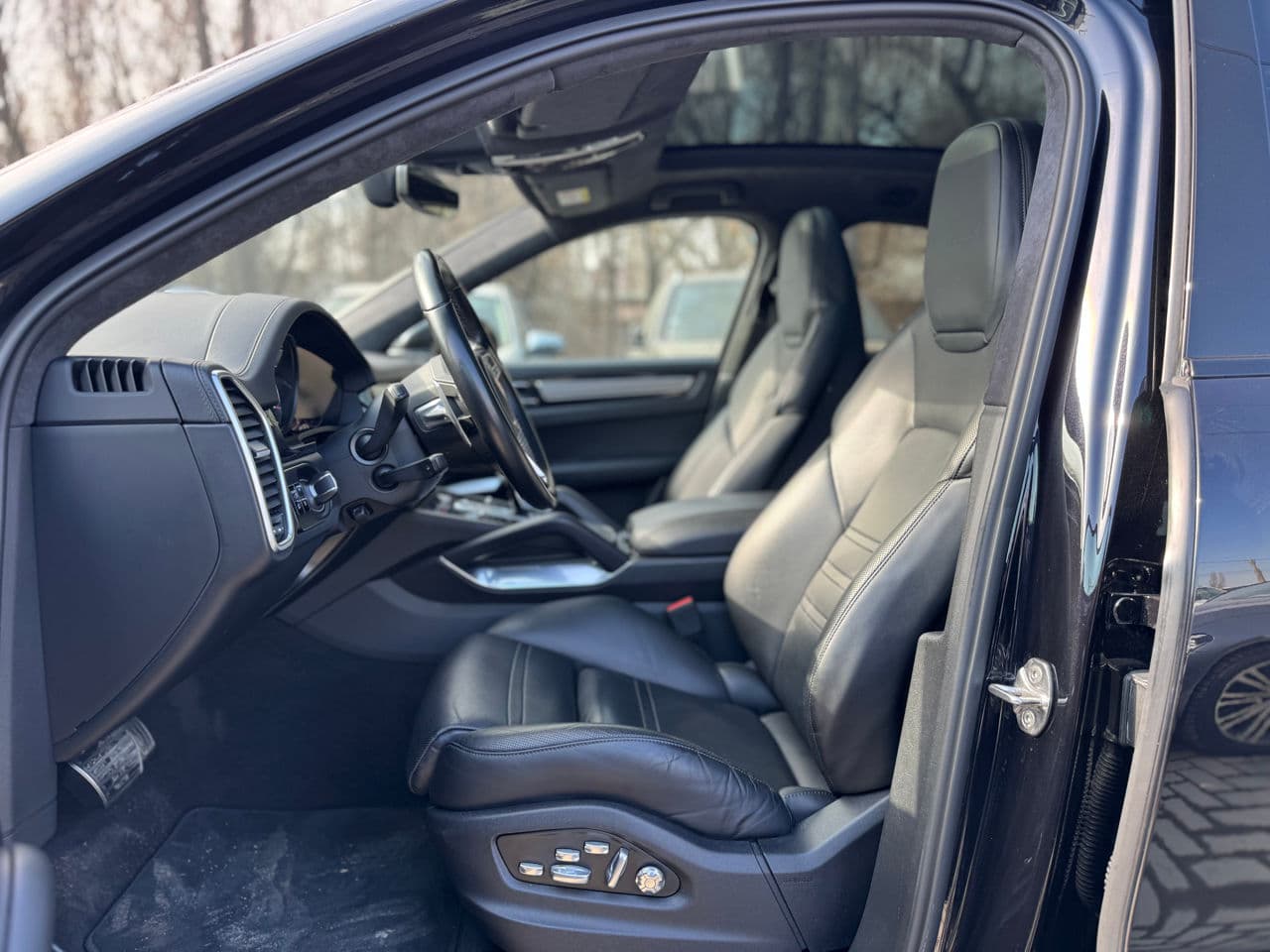 2020 Porsche Cayenne Turbo S-E Hybrid Coupe — Miniatură 5