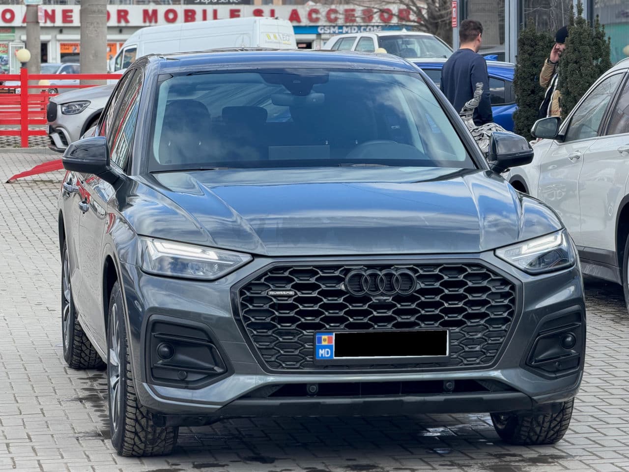 Audi Q5 Sportback 2022 — Миниатюра 3