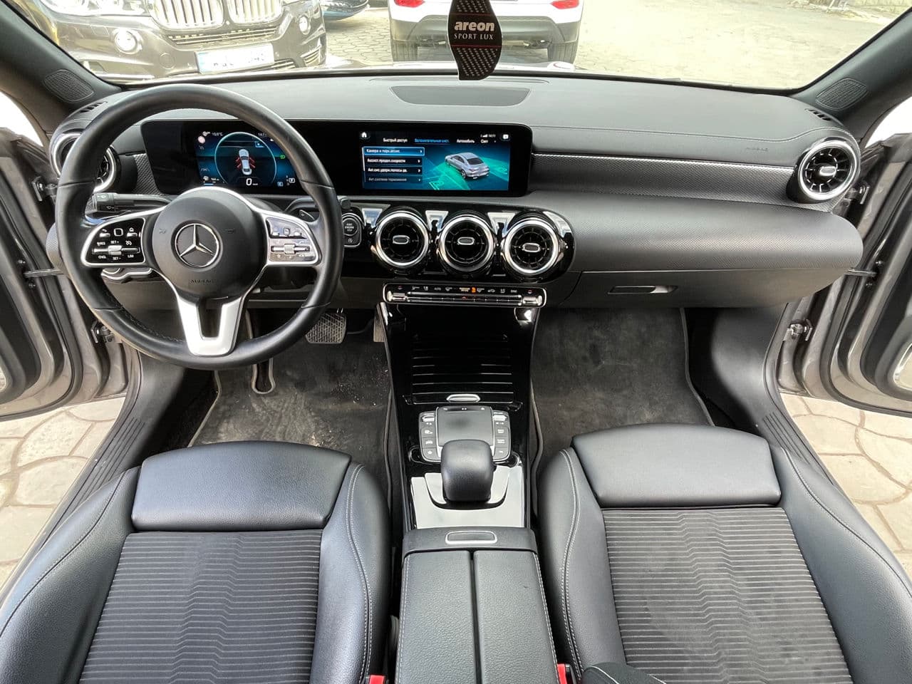 2021 Mercedes CLA 200 — Miniatură 9