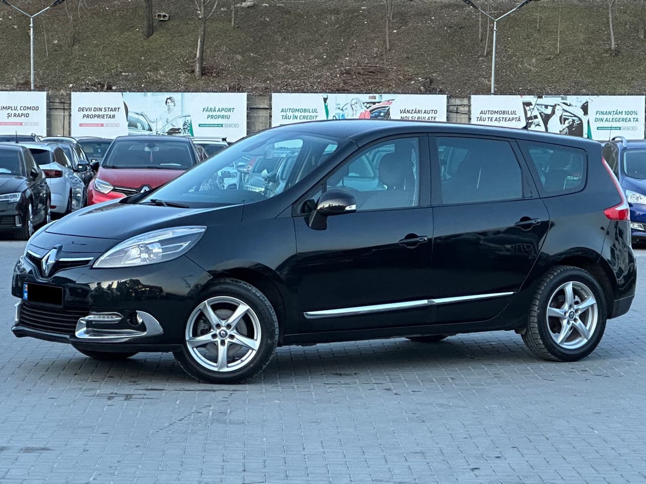 2015 Renault Grand Scenic — Miniatură 2